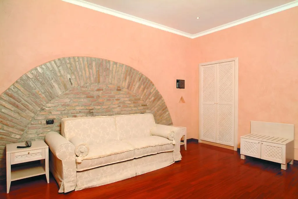 Colosseo Studio Suite Rome Hotel