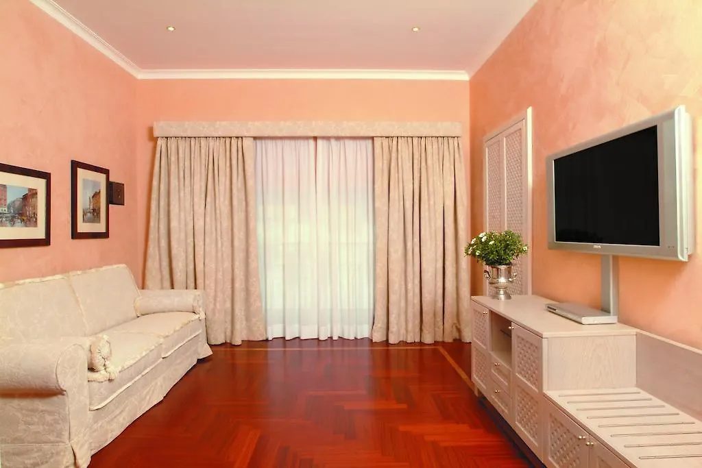 Colosseo Studio Suite Rome