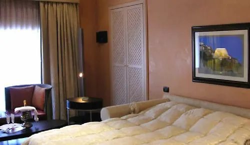 Hotel Colosseo Studio Suite Rome