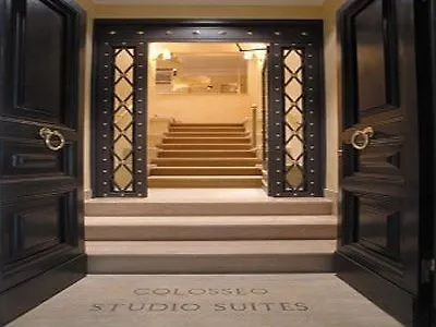 Colosseo Studio Suite Rome 2*,